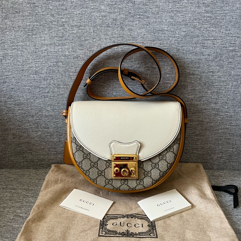 Gucci Padlock Shoulder Bag. New.!